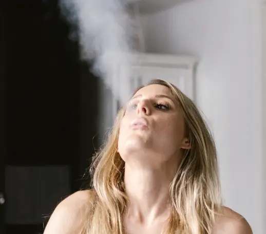 THCa onset time: How Long Does It Take to Feel the Effects? @ HighHippy.com Blogs, where The Best THCa Flower Online is Delivered FREE Overnight!